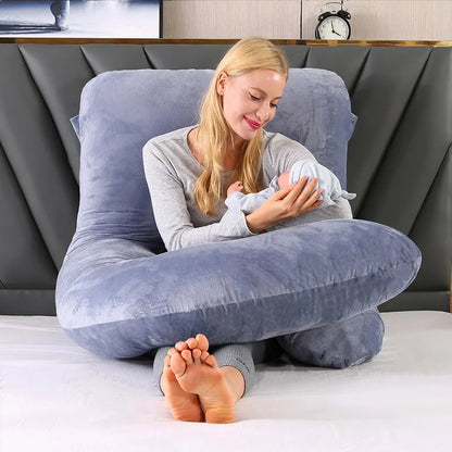 Velværepute – J-formet pute for graviditet og avslapning.